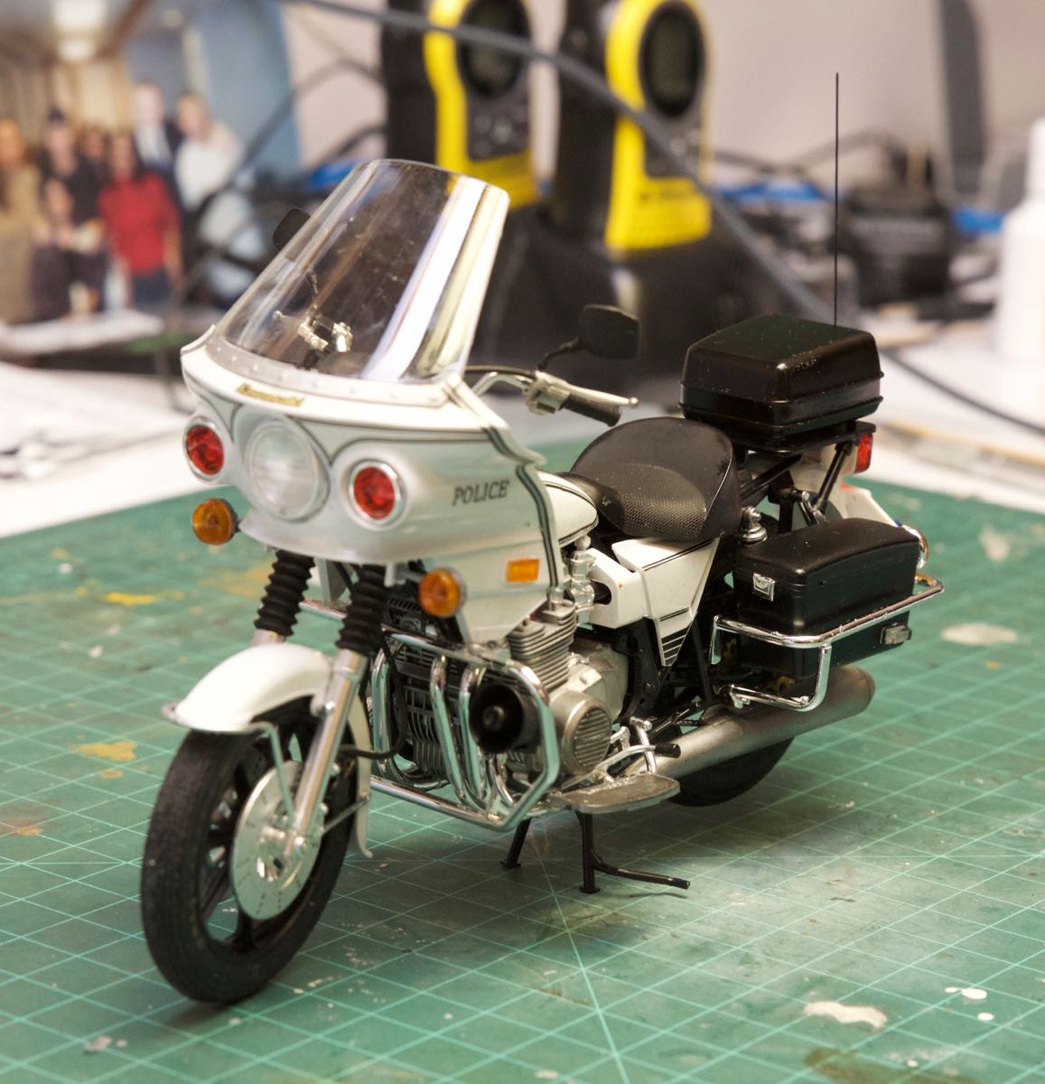 1/12 Kawaskai 1000 Police Motorcycle
