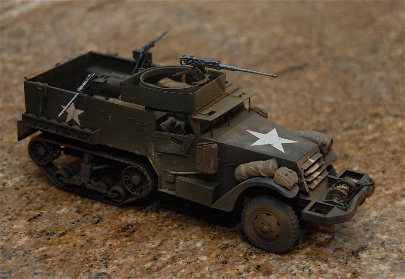 DRAGONS 1/35 M2A1 HALFTRACK