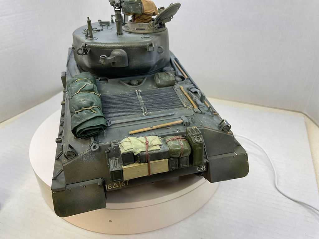 1/16 Sherman M4A3E8