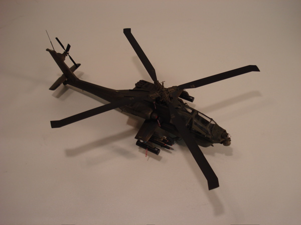 AH-64A Apache U.S. Army Attack Helicopter – Hasegawa 1/48